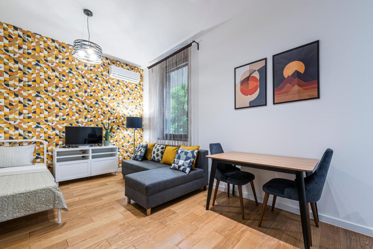 Vertigo Modern Studio-Free Private Parking-Fast Wi-Fi Novi Sad Luaran gambar