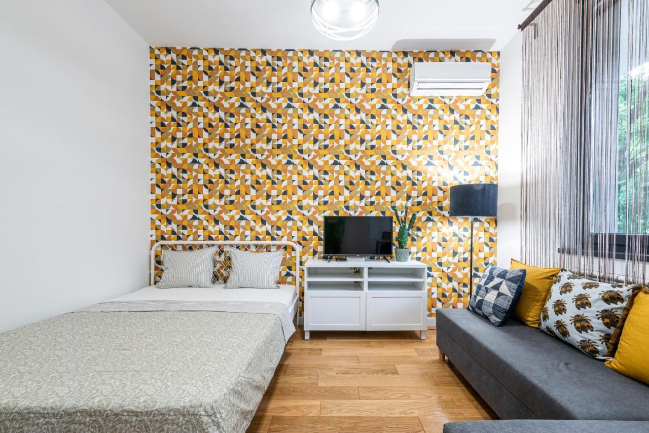 Vertigo Modern Studio-Free Private Parking-Fast Wi-Fi Novi Sad Luaran gambar